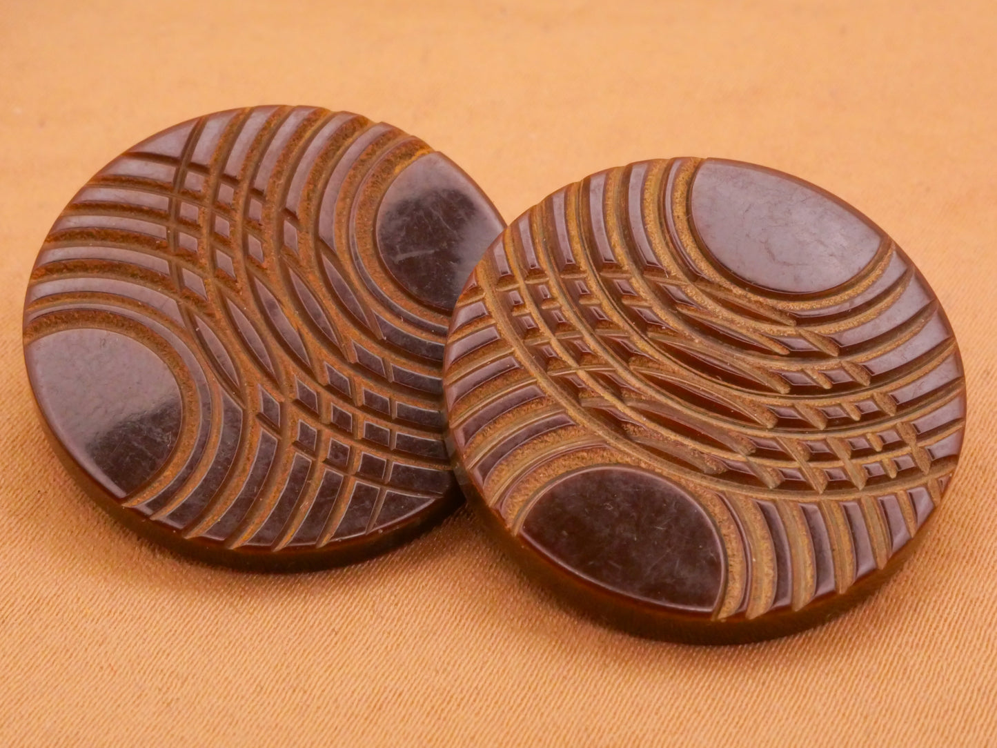 Crop Circle Carved Brown Early Plastic Button 27mm