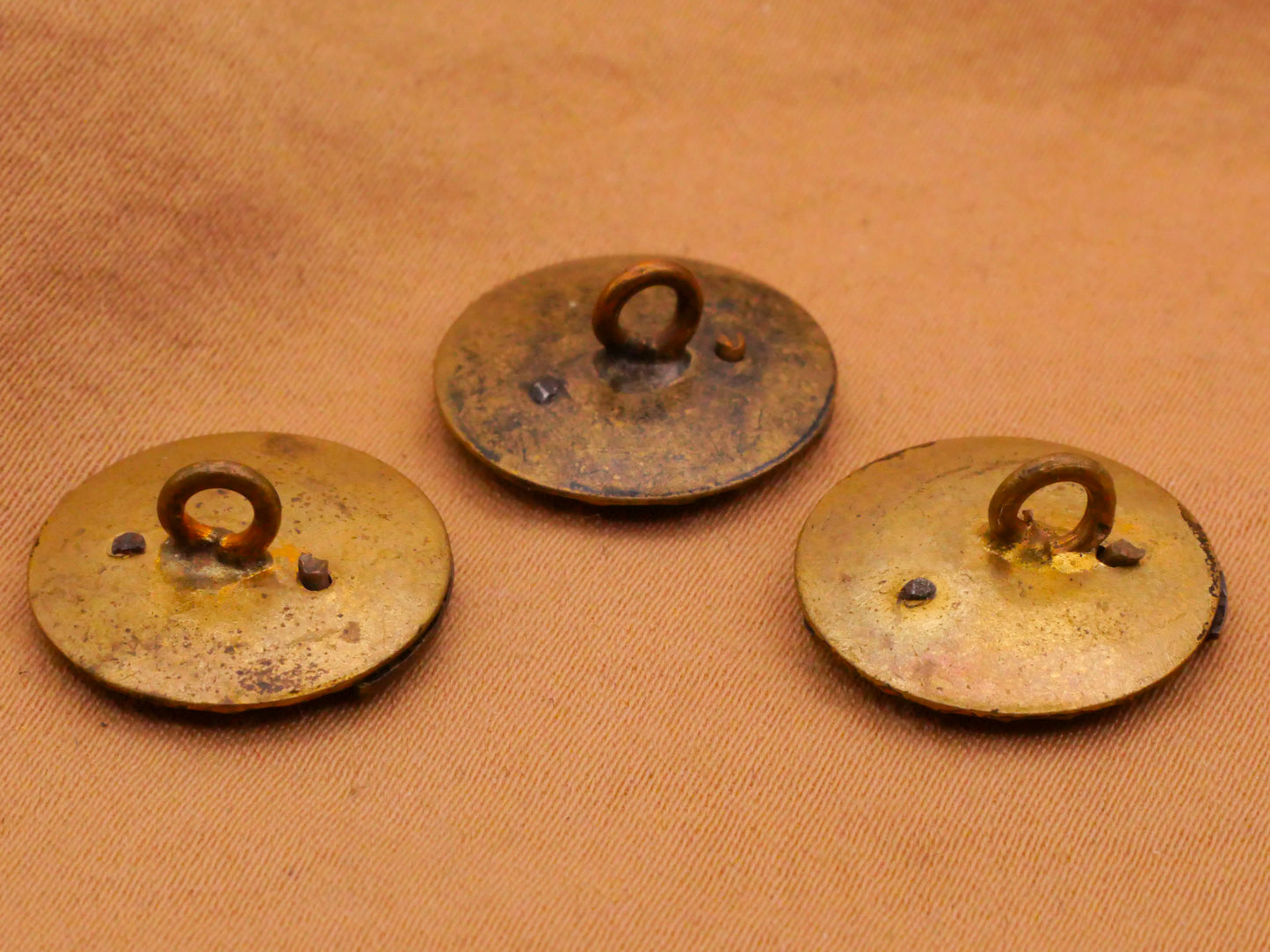 Rooster Roof House Barn Steel-Cut Metal Button Various 16mm