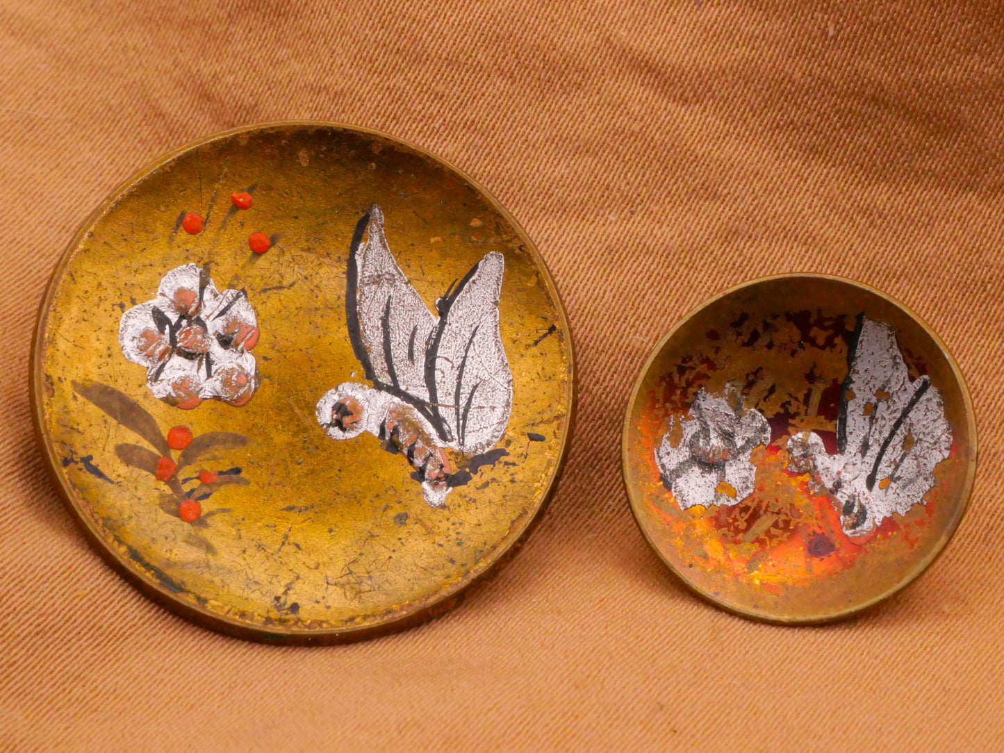 Butterfly Flower Hand-Painted Brass Cup Metal Button Various 17-27mm