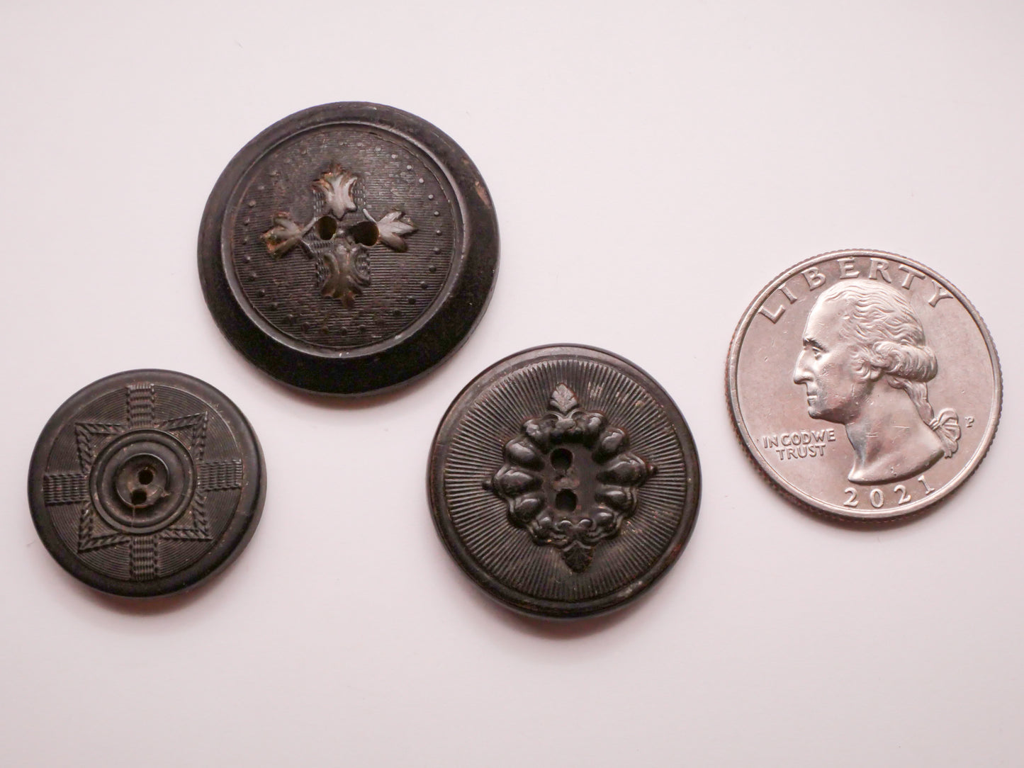 Composition Black Early Plastic Old World Look Button Various 20-27mm