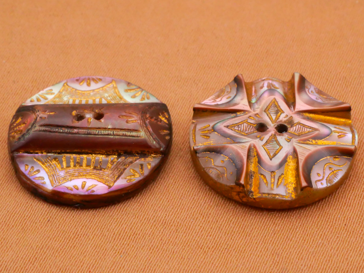 Intricate Etched Carved Antique Mother of Pearl Shell Button Various 18mm