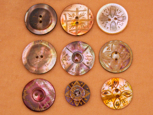 Quadrant Etched Carved Mother of Pearl Shell Button Various 12-17mm