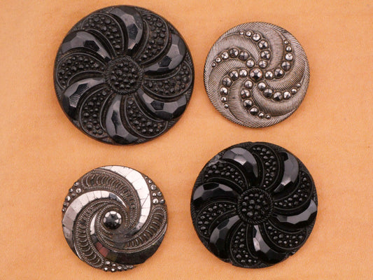 Whirlpool Galaxy Look Black Glass Button Various 27-37mm