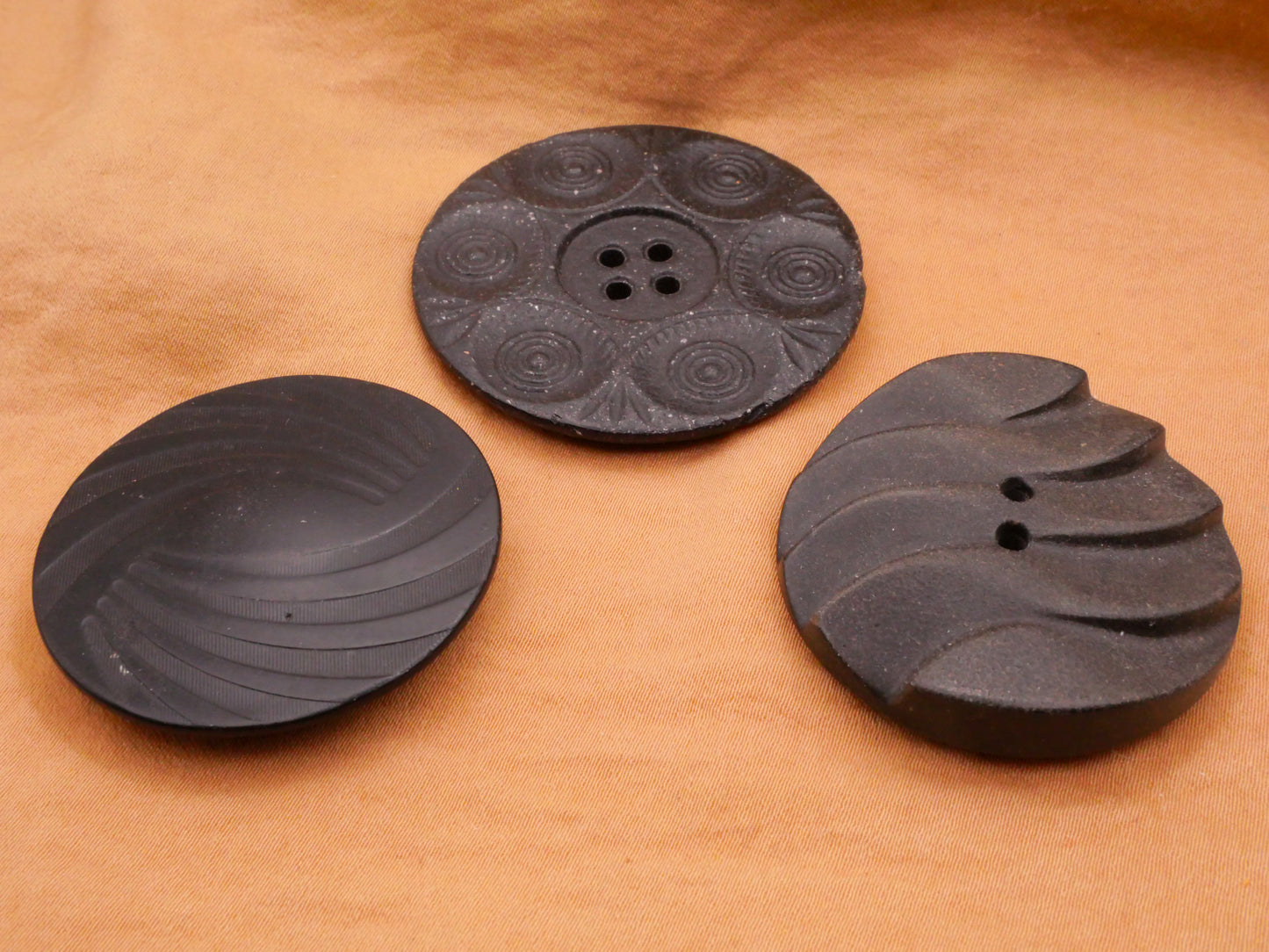 Nautical Feel Black Grey Composition Large Button Various 38-44mm