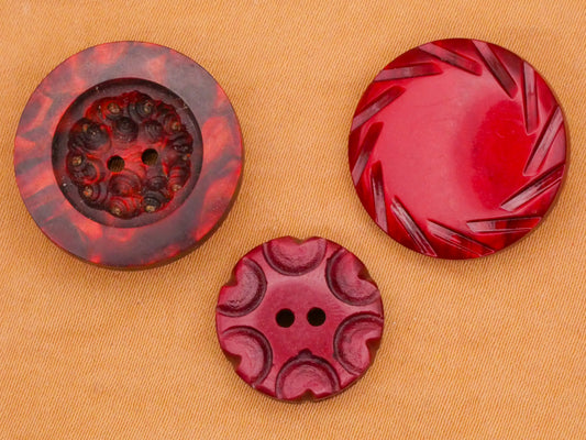 Deep Red Carved Vintage Plastic Button Various 15-21mm