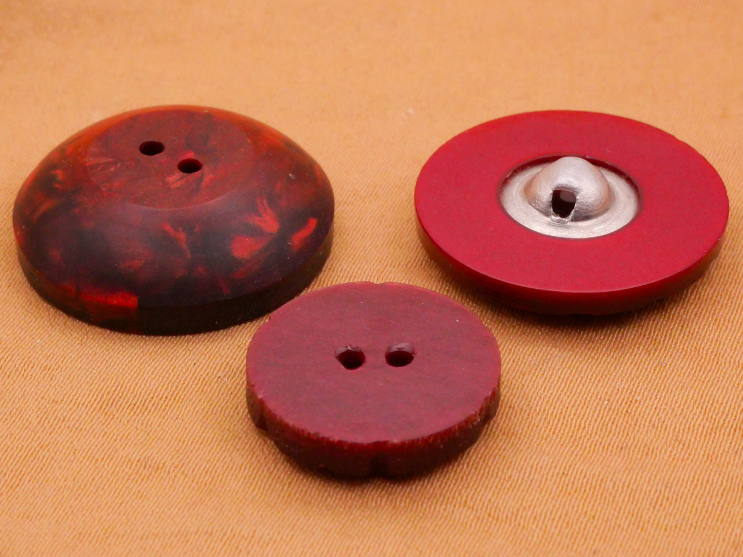 Deep Red Carved Vintage Plastic Button Various 15-21mm