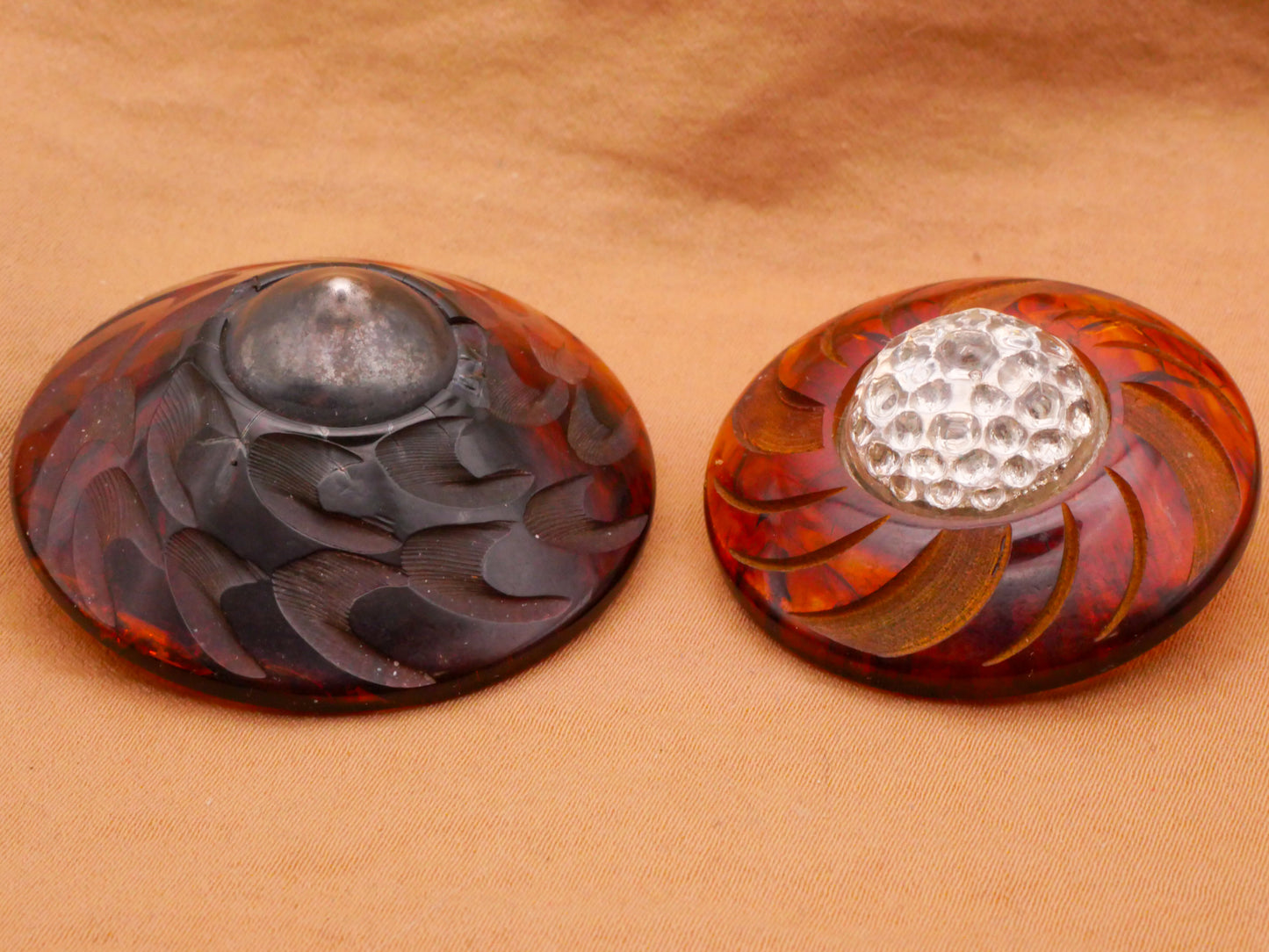 Wave Edge Carved Root Beer Bakelite Mixed Material Button Various 34-40mm