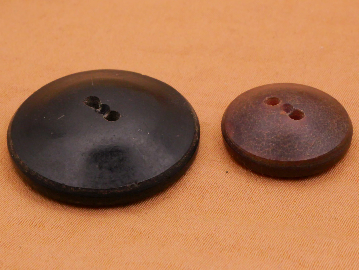 Gold Star Glitter Fleck Composition Button Various 17-25mm