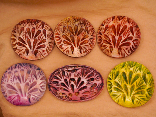 Plant Foliage Leaves Carved Dyed Horn Large Button Various 34-51mm