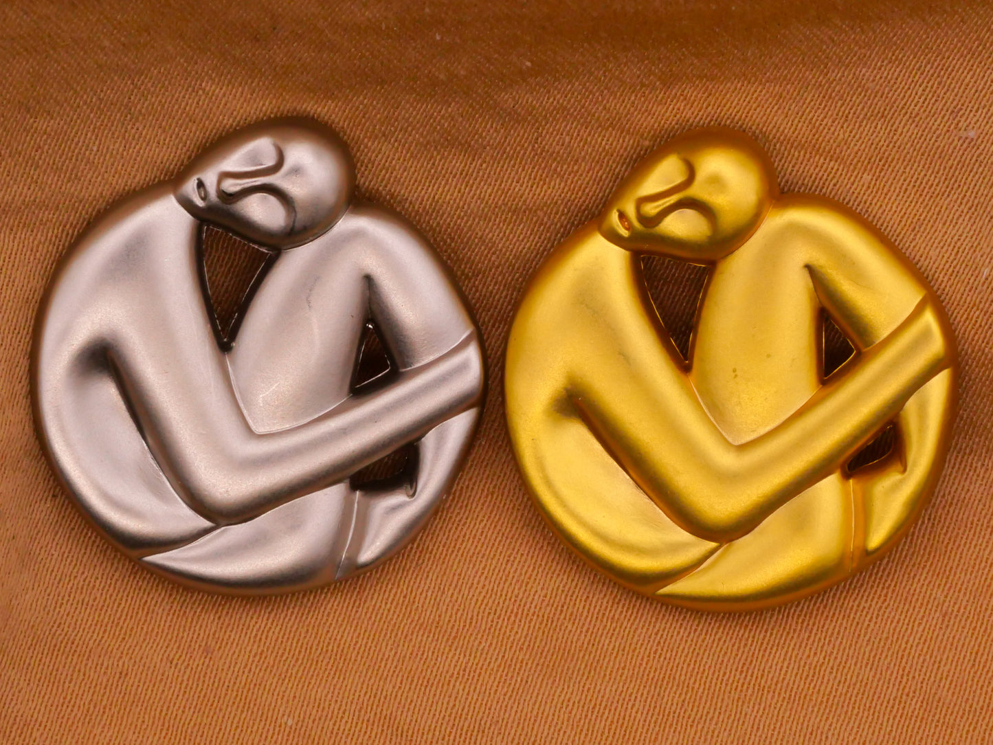 Person Art Deco Sculpture Look Metal Button Various 23mm