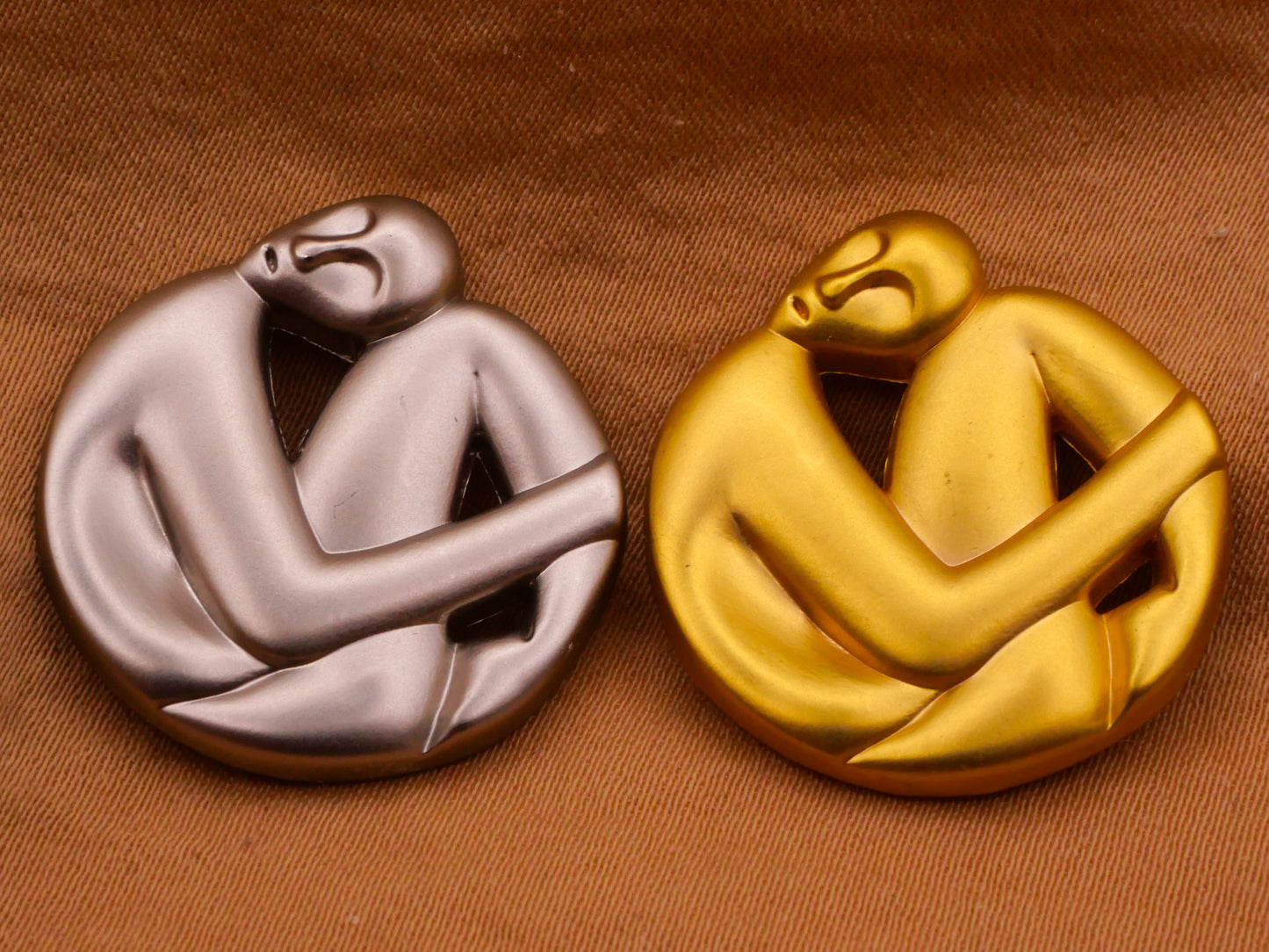 Person Art Deco Sculpture Look Metal Button Various 23mm