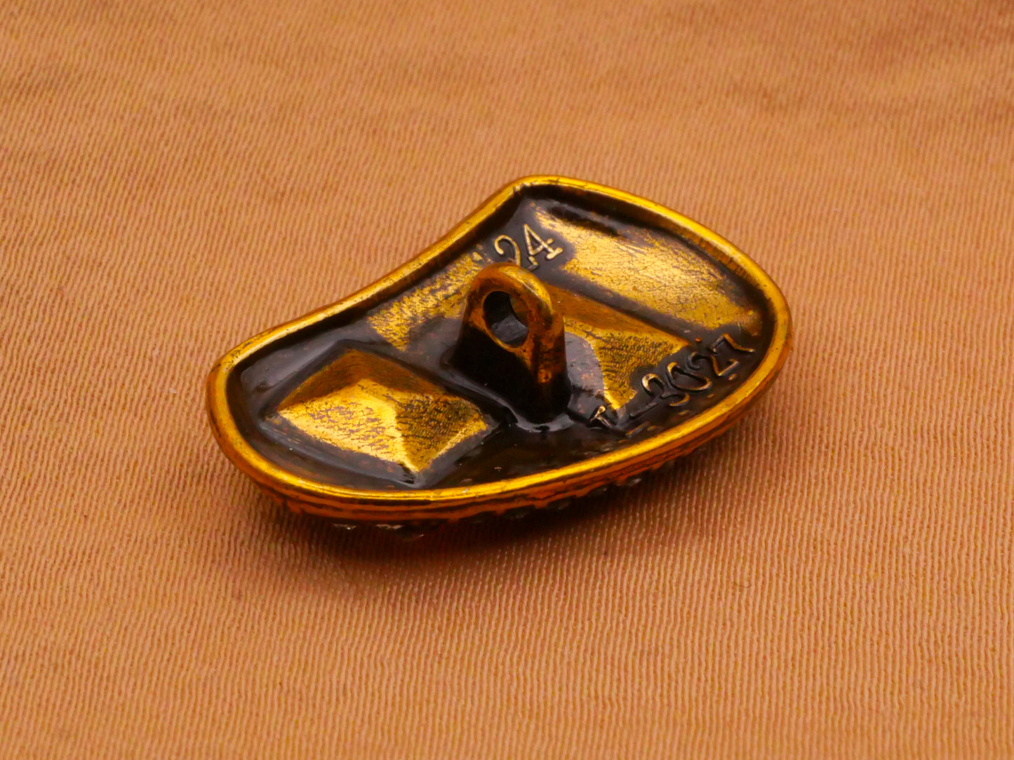 Art Deco Rectangle Rhinestones Abstract Metal Button 16x24mm