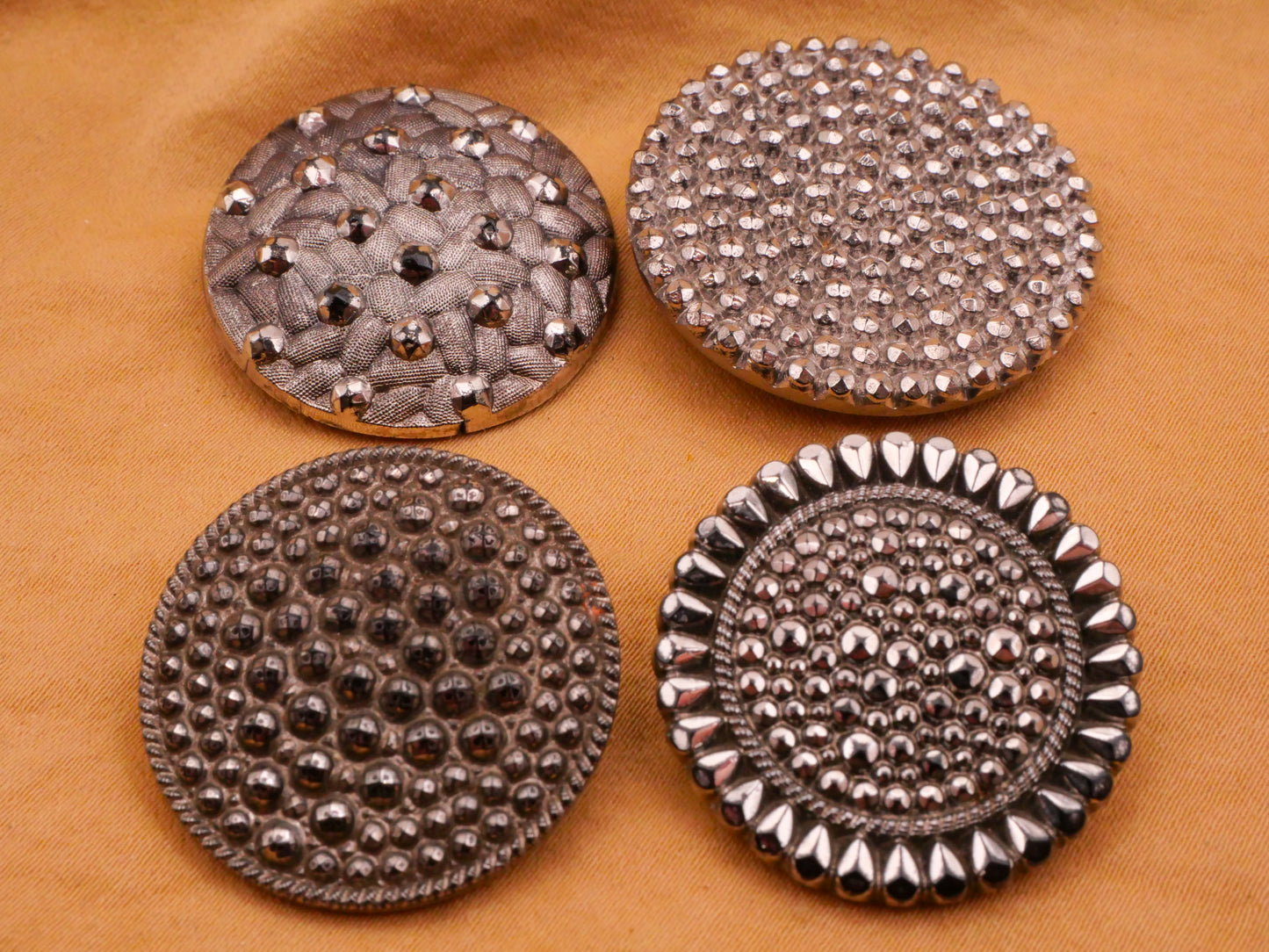 Steel-Cut Look Sparkle Silver Luster Black Glass Button Various 27-32mm
