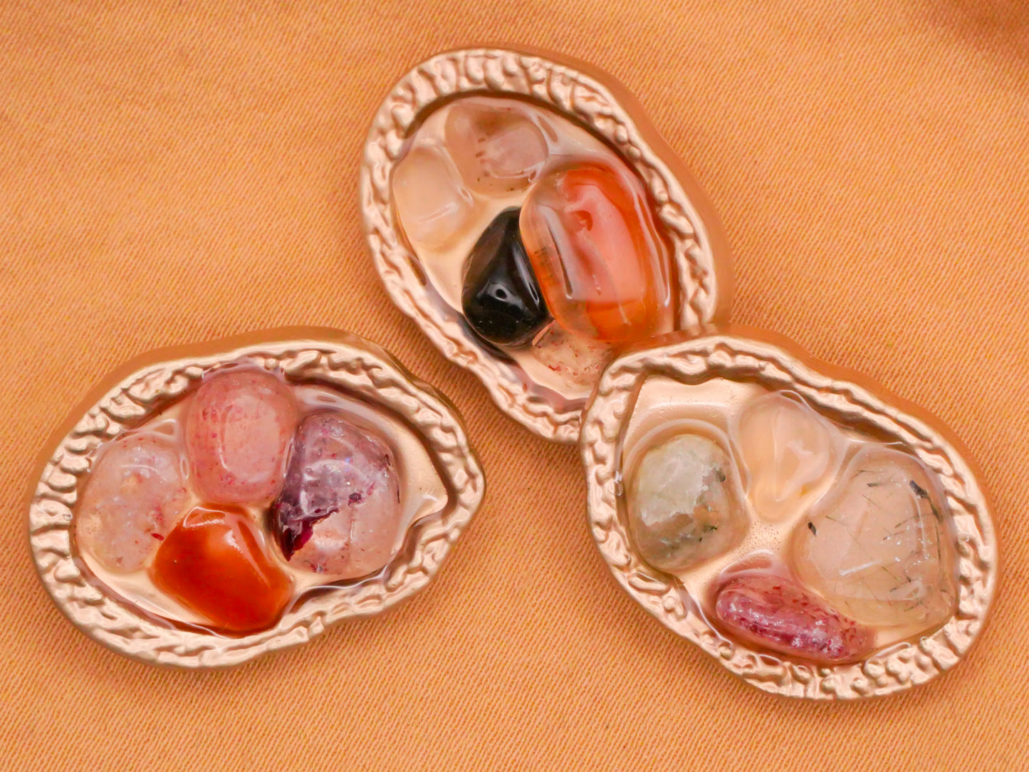Rocks Stones Embedded Soft Gold Metal Button 18x25mm