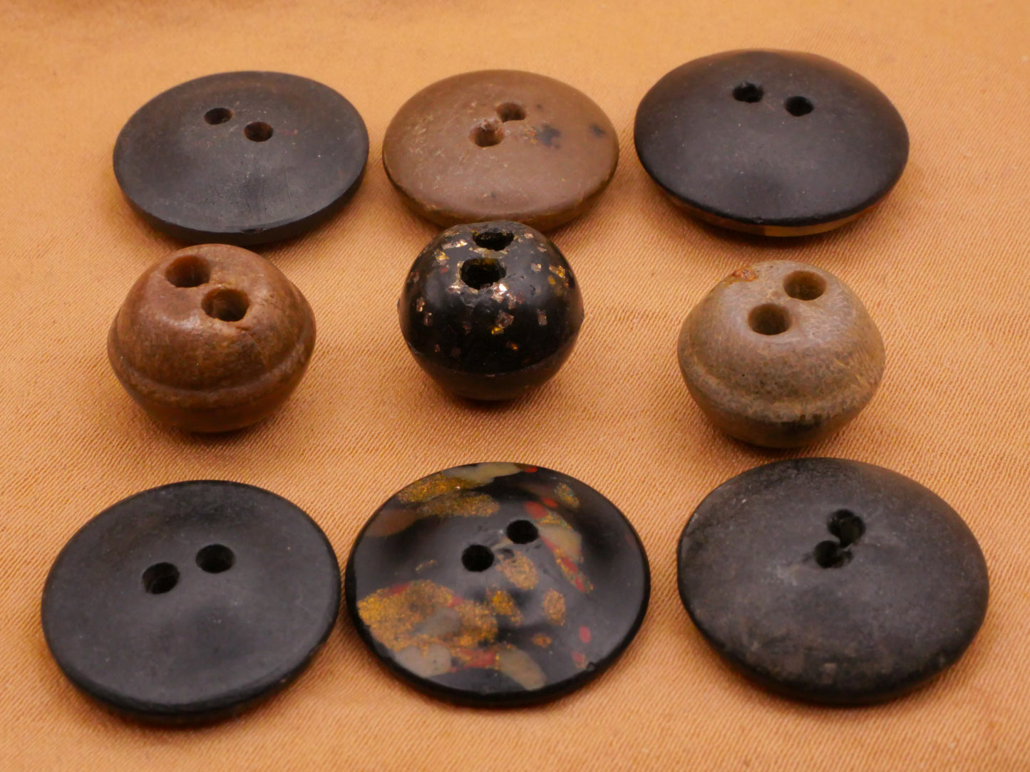 Rock Look Composition Fleck Early Plastic Button Various 12-19mm