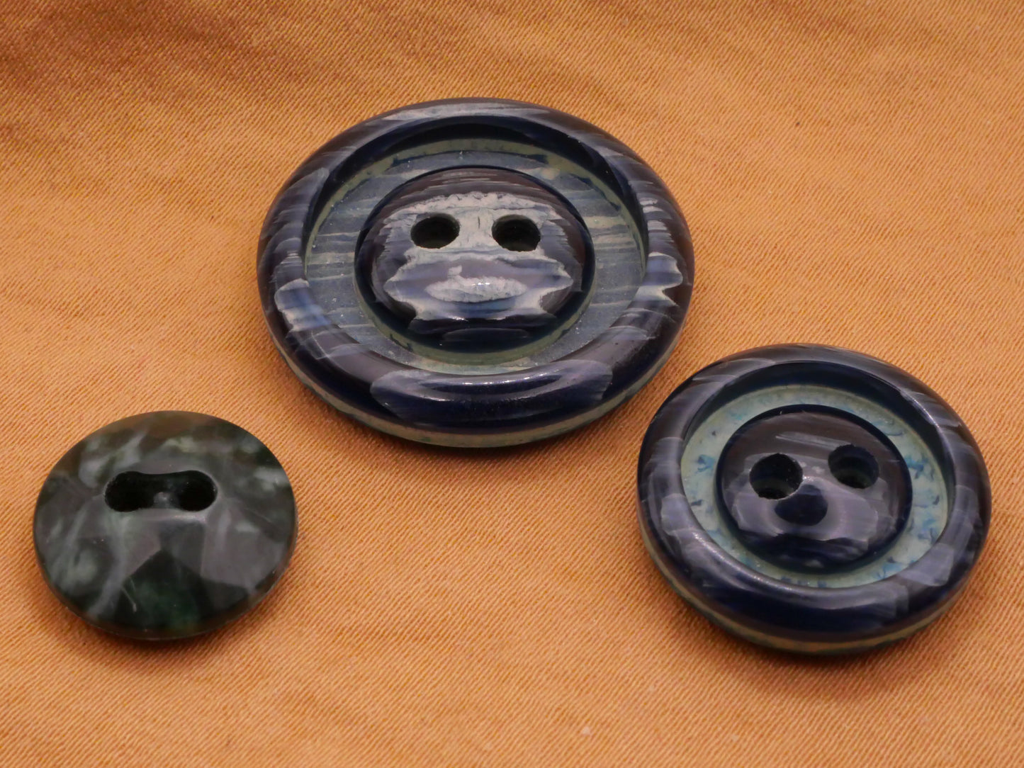 Water Look Blue Vintage Plastic Button Various 14-25mm