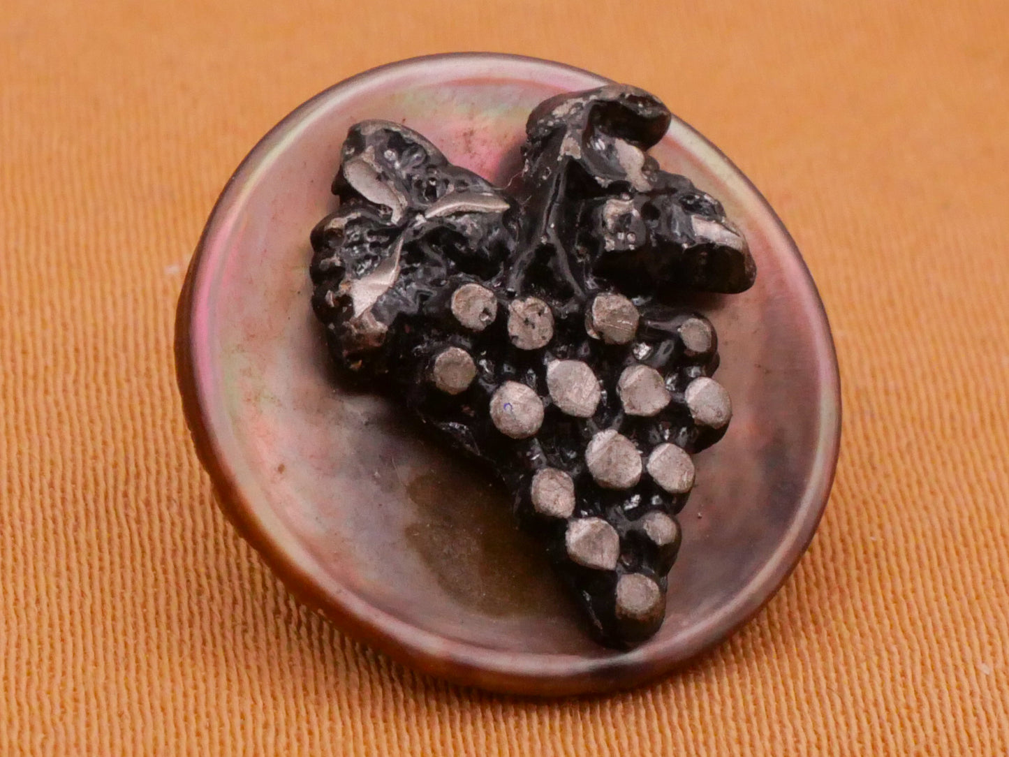 Grape Bunch Smoky Mother of Pearl Shell and Metal Button 16mm