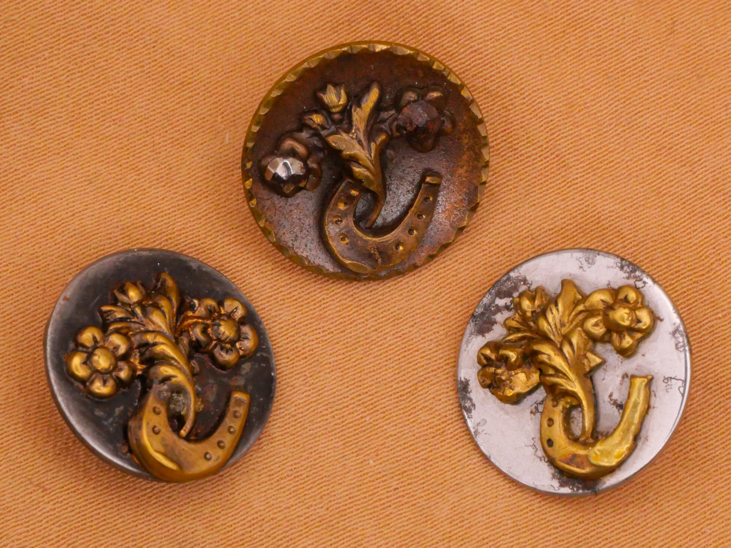 Horseshoe Flower Bouquet Steel Brass Metal Button Various 15mm