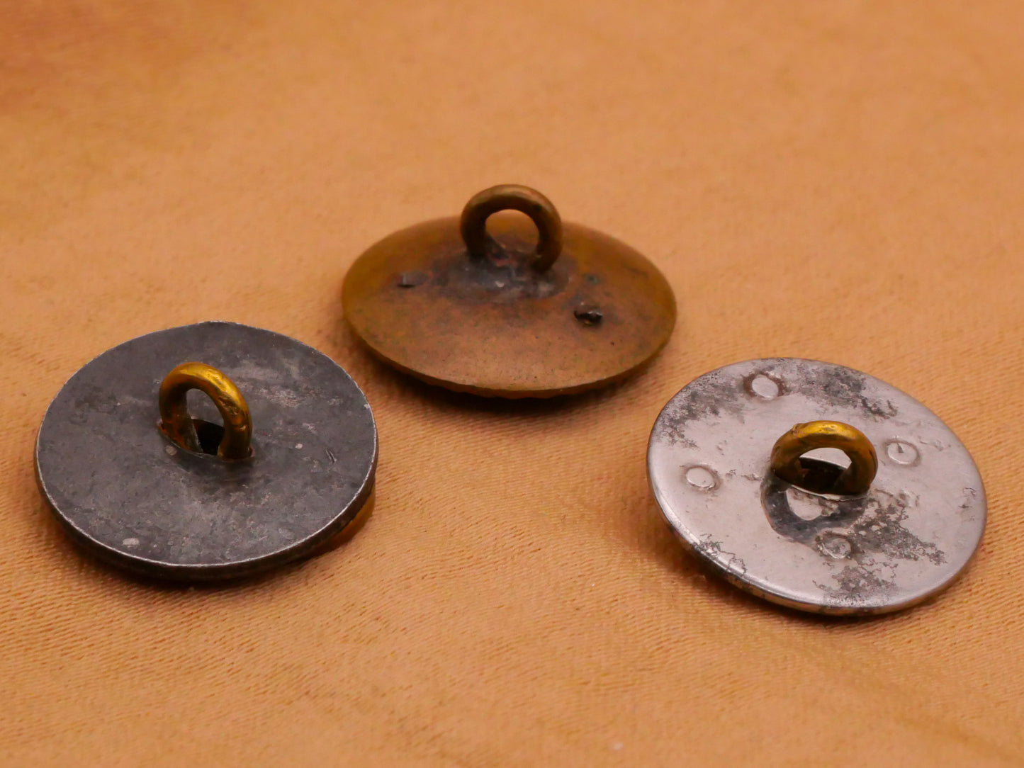 Horseshoe Flower Bouquet Steel Brass Metal Button Various 15mm