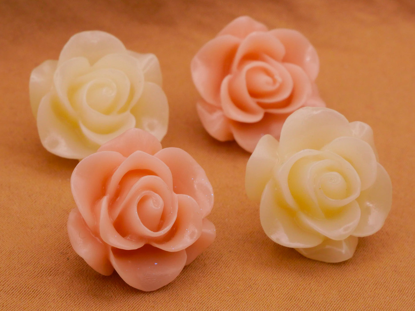 Rose Flower Peachy Pink Ivory Resin Plastic Set of Four Buttons 19x20mm