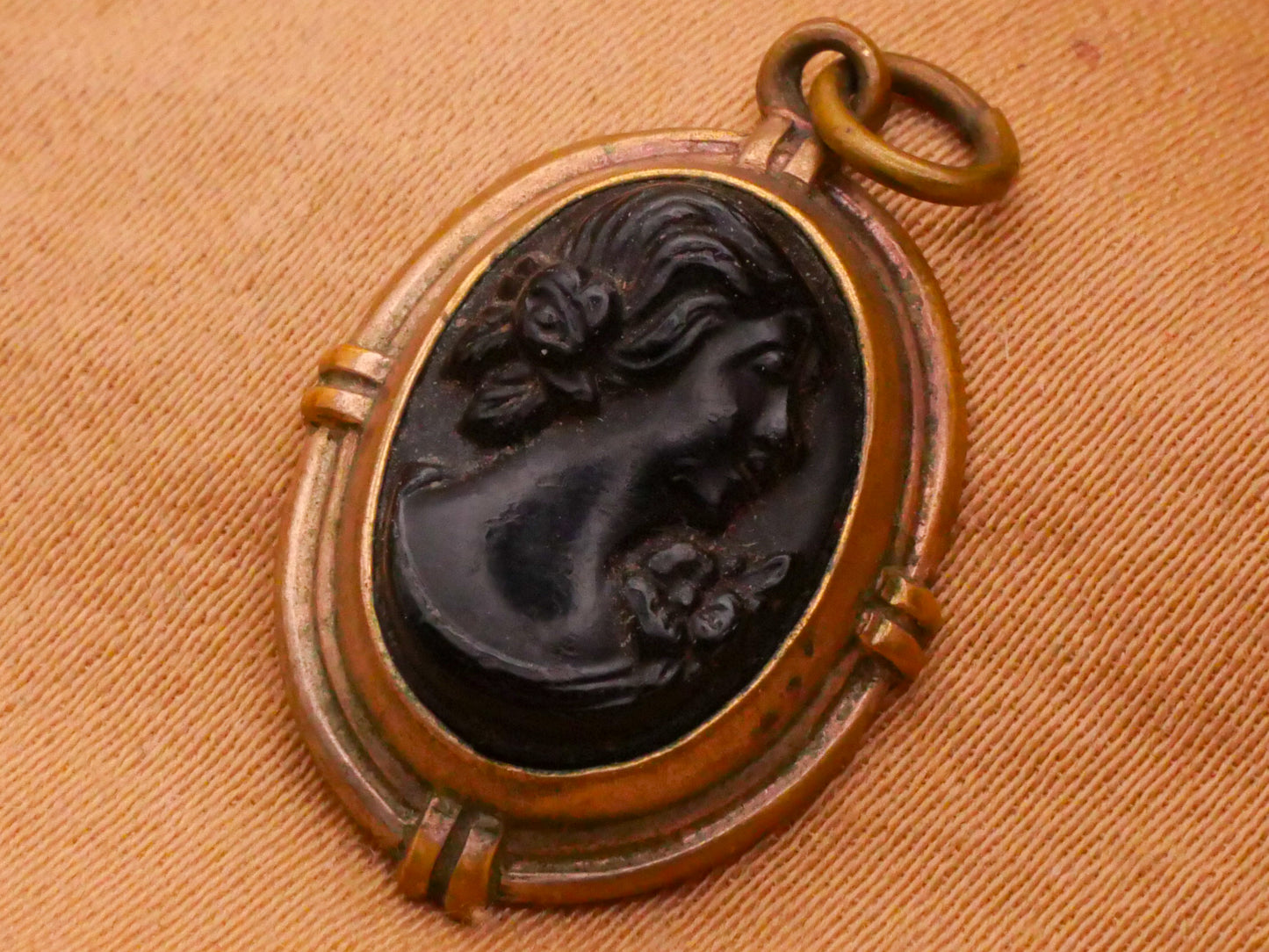Cameo Portrait Woman Flower Metal Pendant Charm Embellishment Various 14-24mm