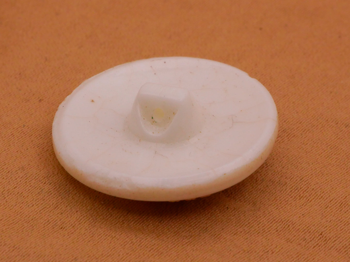 Cameo Lady Red Orange White Glass Button 23mm