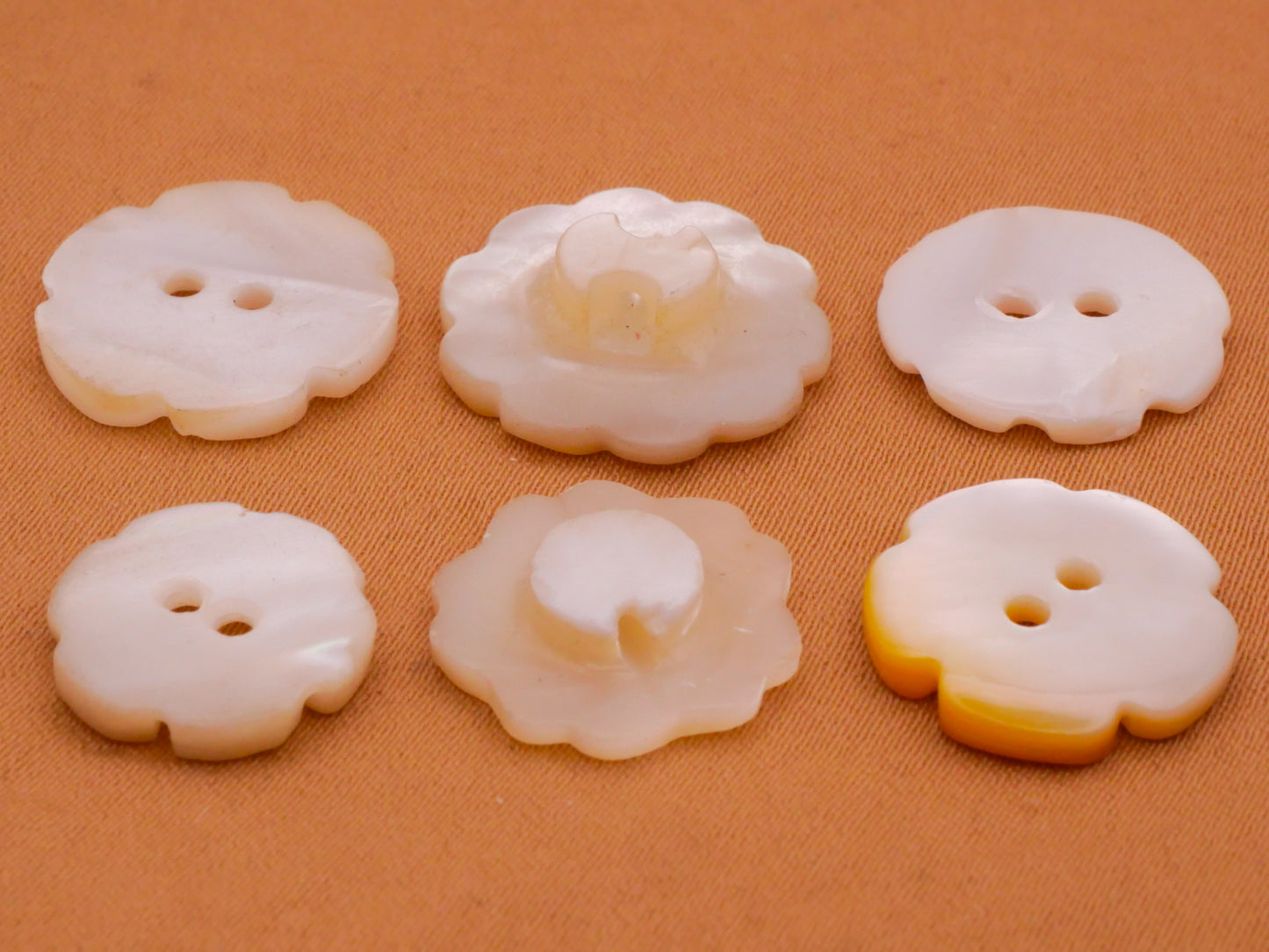 Flower Carved Mother of Pearl Shell Button Various 13-17mm