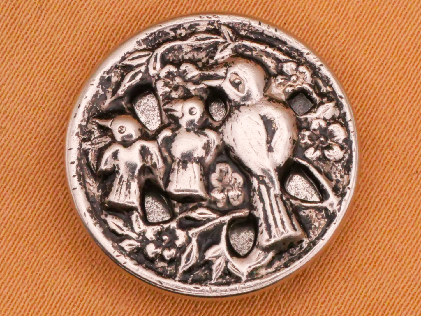 Bird Design Metal Picture Button Various 17-20mm