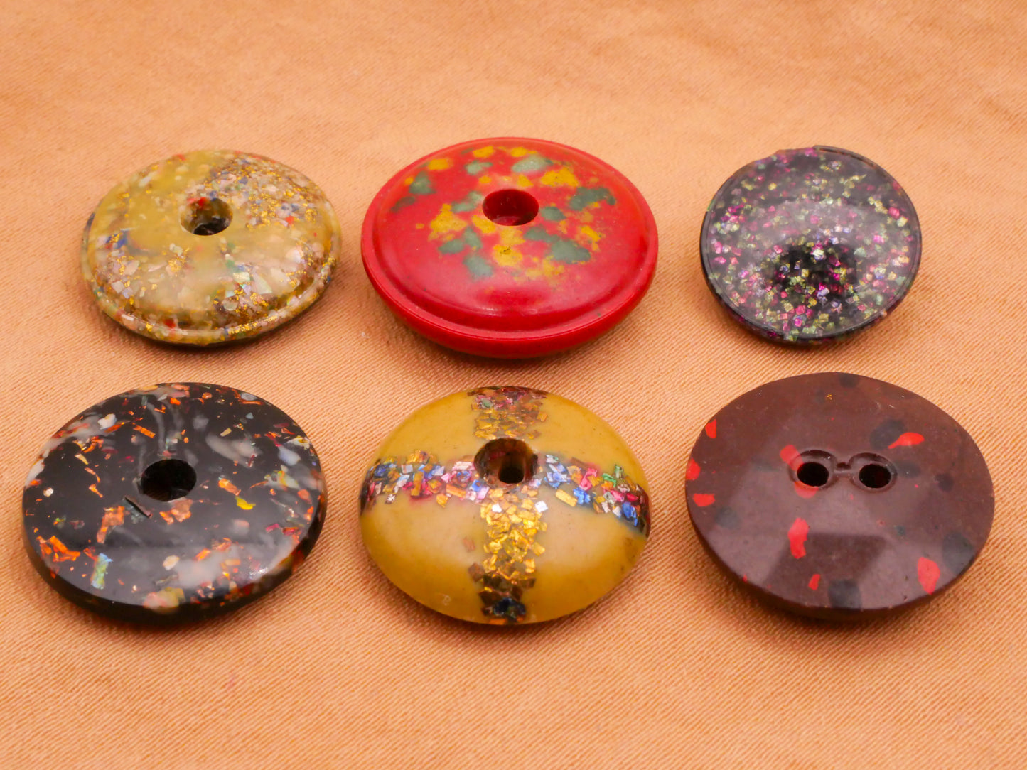 Composition Colorful Fleck Glitter Button Various 14-19mm