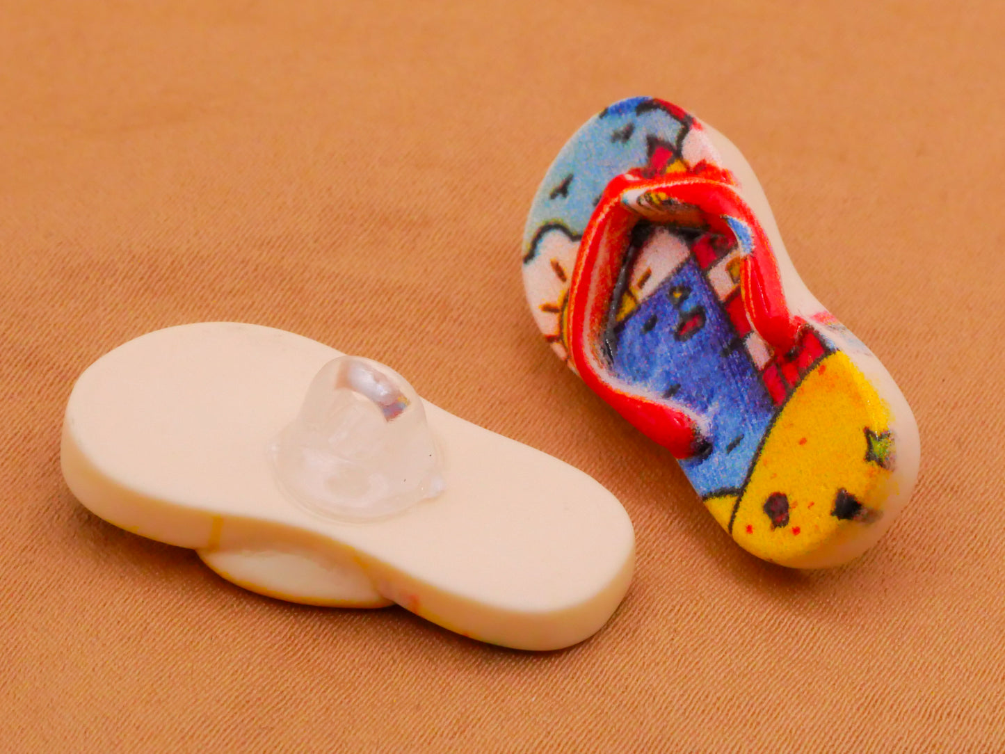 Flip Flop Sandal Set of Five Plastic Buttons 14x28mm