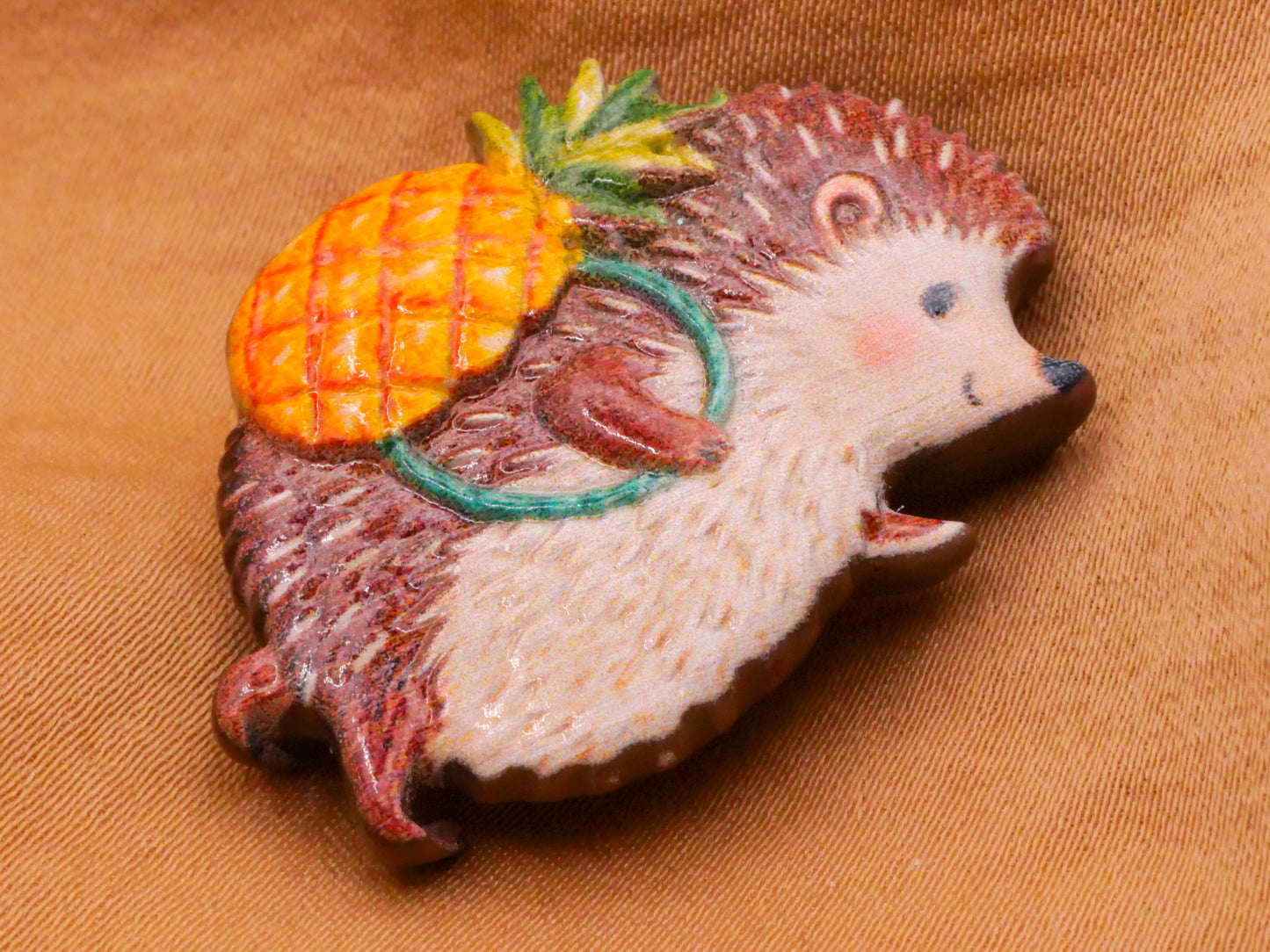 Hedgehog Pineapple Large Plastic Button 23x33mm