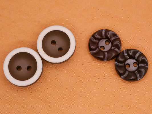 Brown Plastic Vintage Pair of Buttons Various 15-18mm