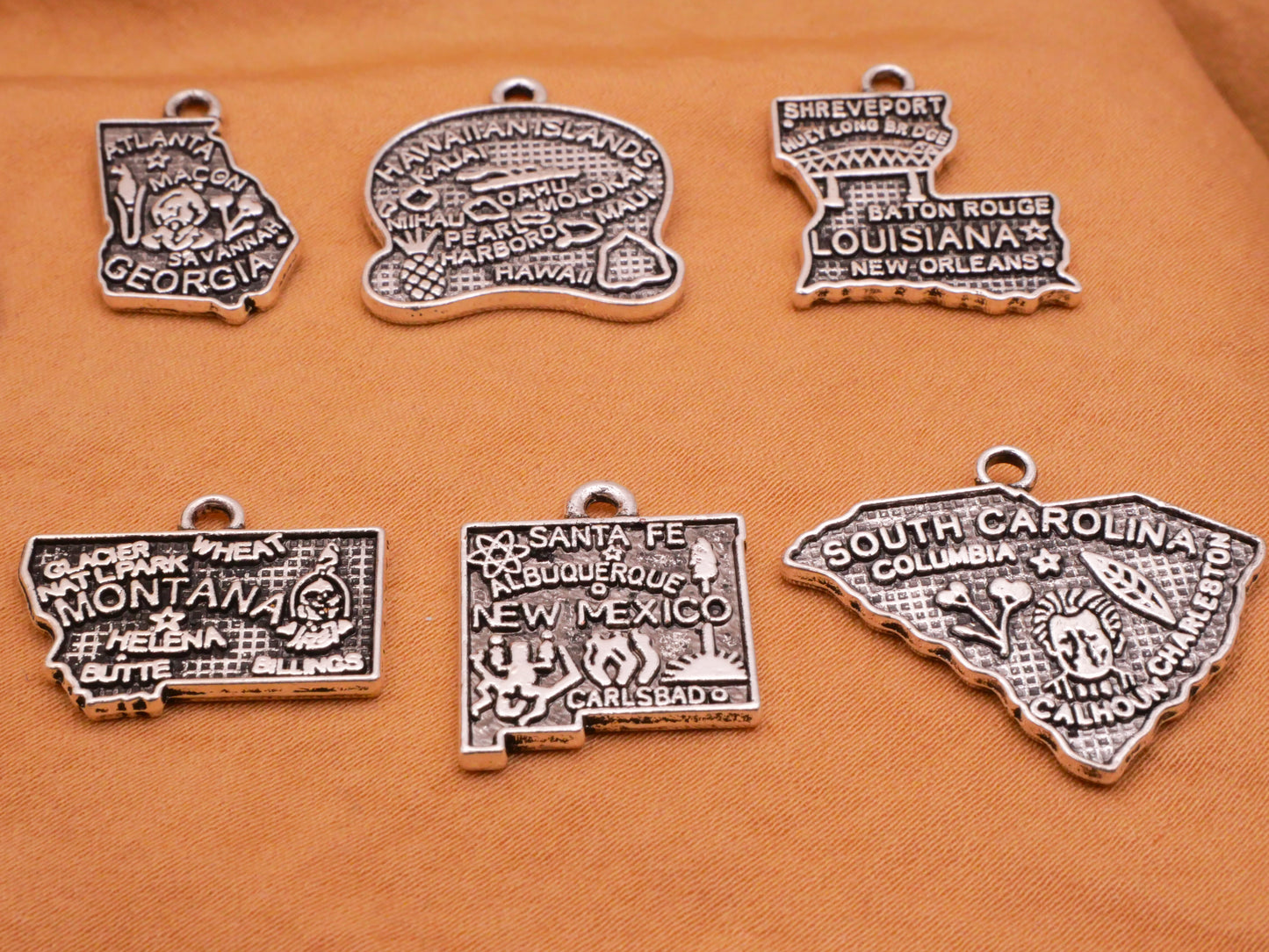 US States Double-Sided Silver Colored Metal Charm Embellishment Various 12-27mm