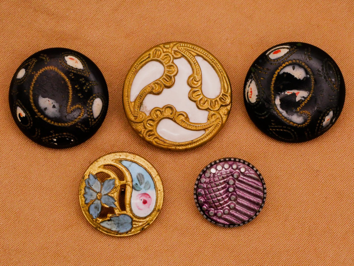 Paisley Victorian Metal Styles Button Various 12-19mm
