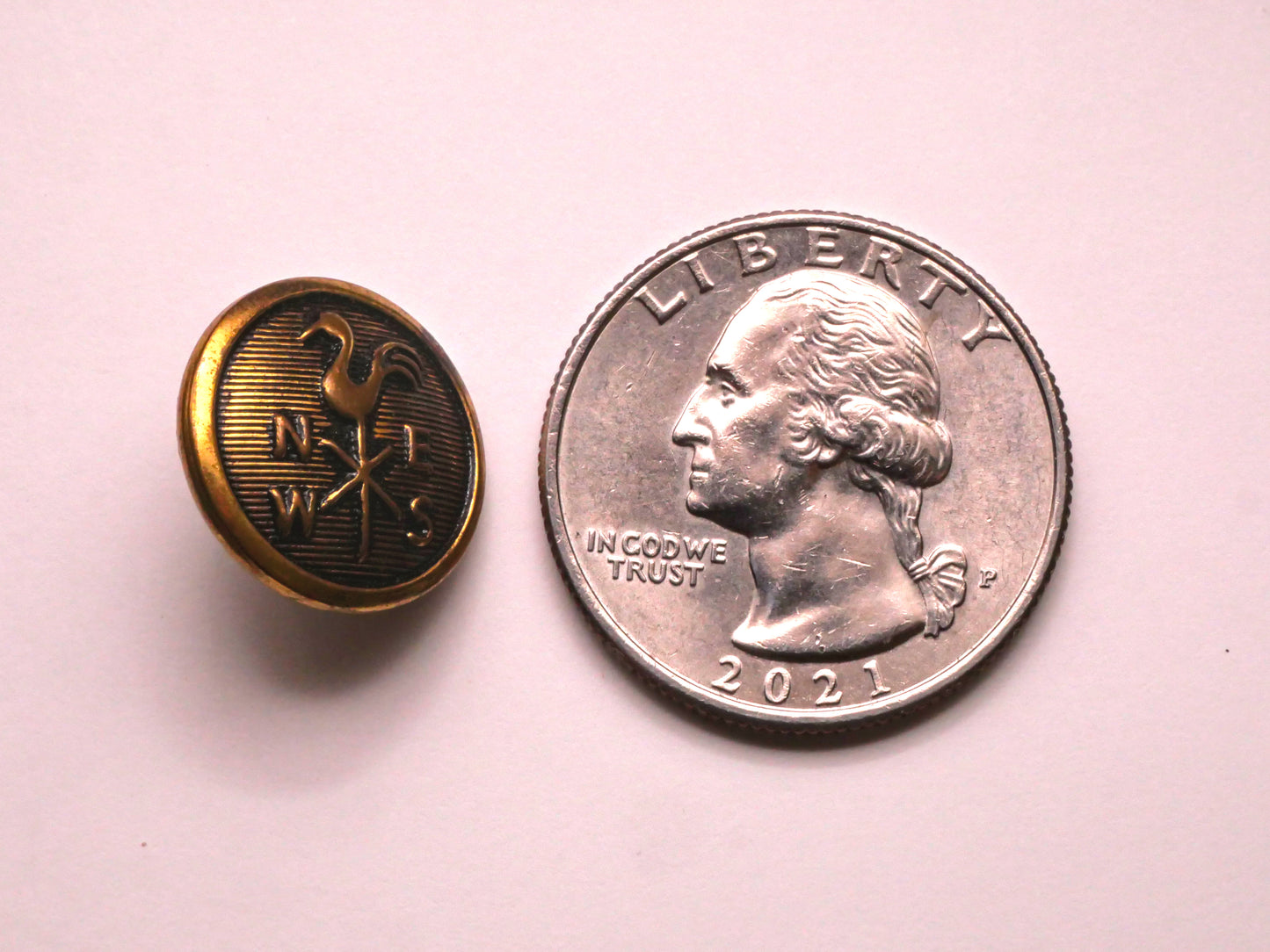 Weathervane Rooster NESW Verbal Metal Button 16mm