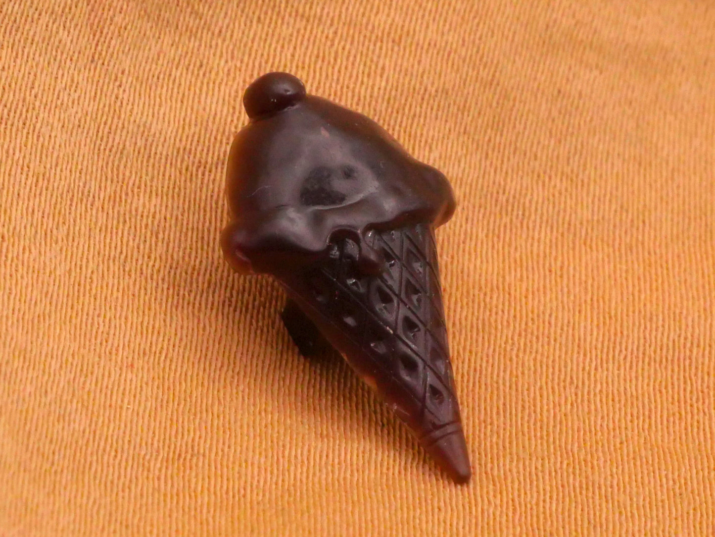 Ice Cream Cone Chocolate Brown Goofie Goofy Plastic Button 11x19mm