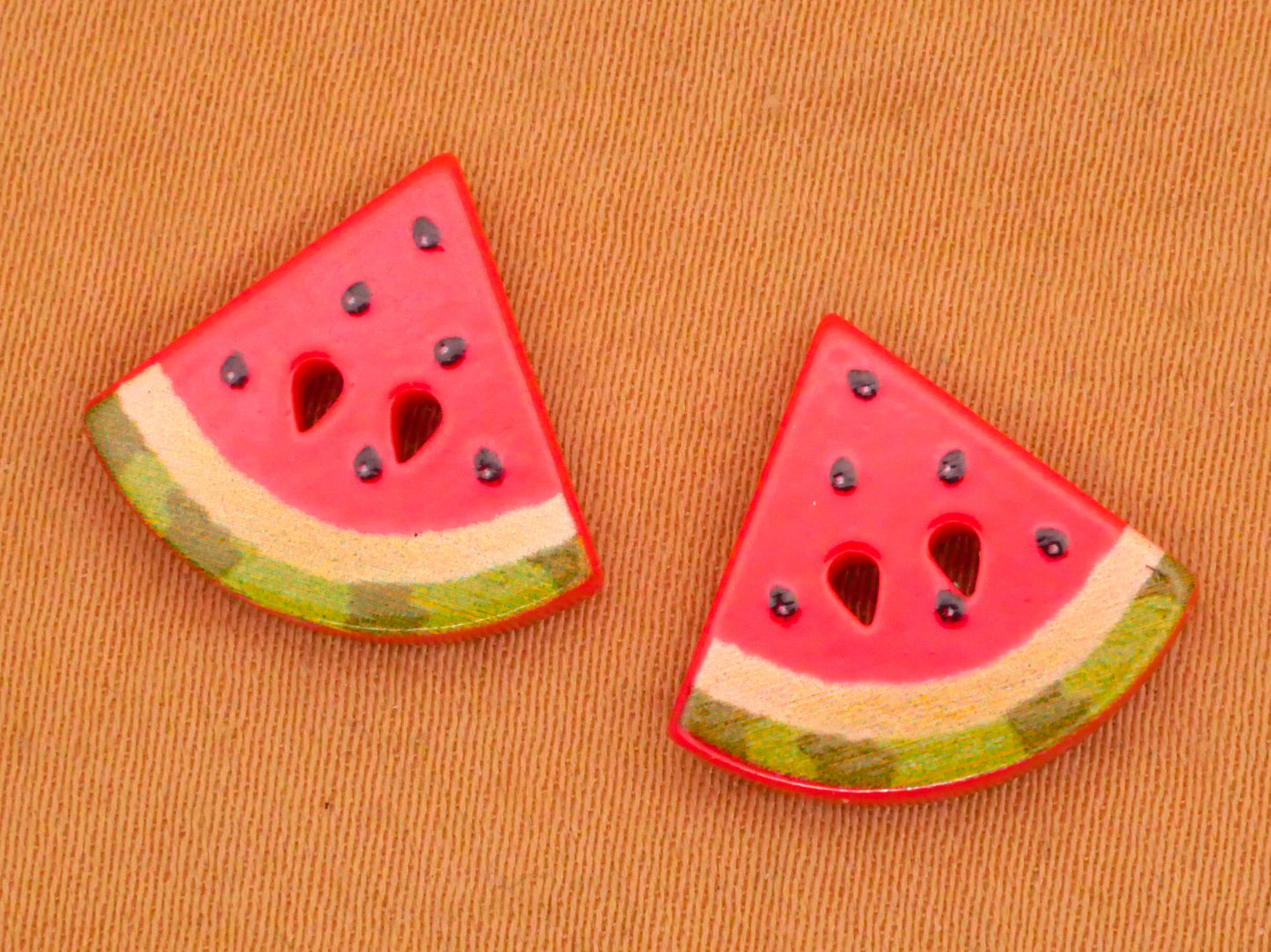 Watermelon Seeds Sew-Thru Plastic Pair of Buttons 14x15mm
