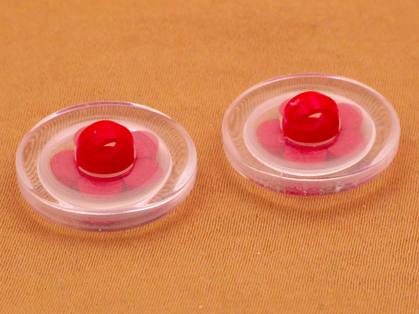 Red Flower Lucite Look Modern Plastic Pair of Buttons 18mm