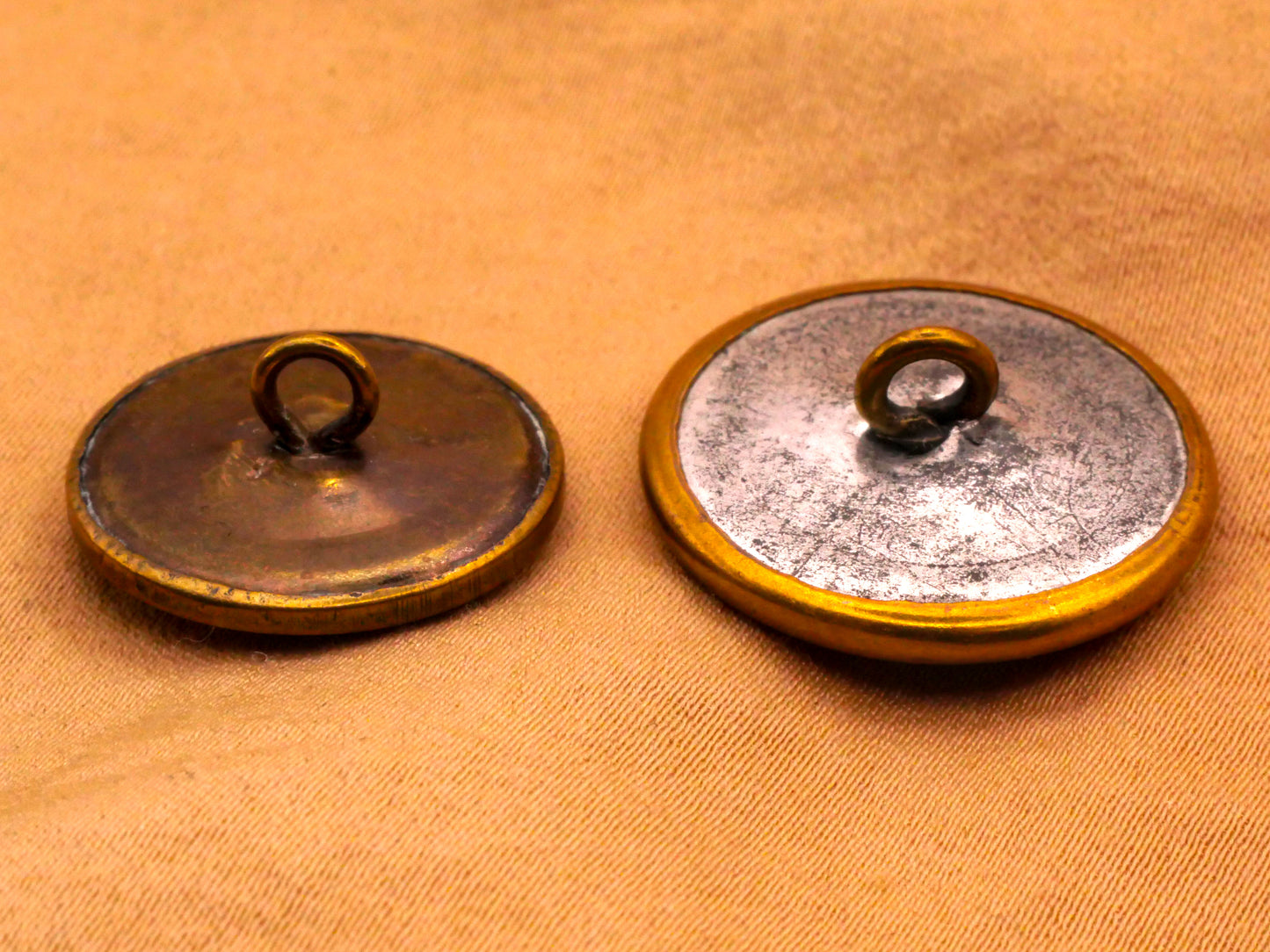 Honey Bee Insect Antique Brass Metal Button Various 19-23mm