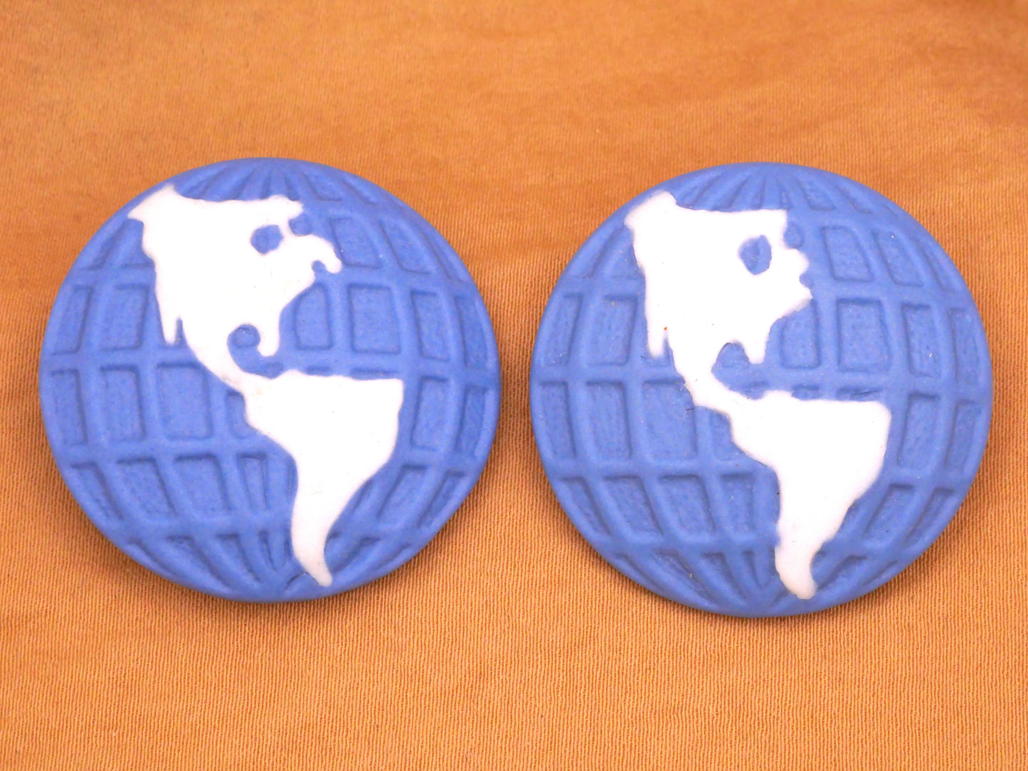 Earth Globe Jasperware Blue White Studio Button Various 32mm
