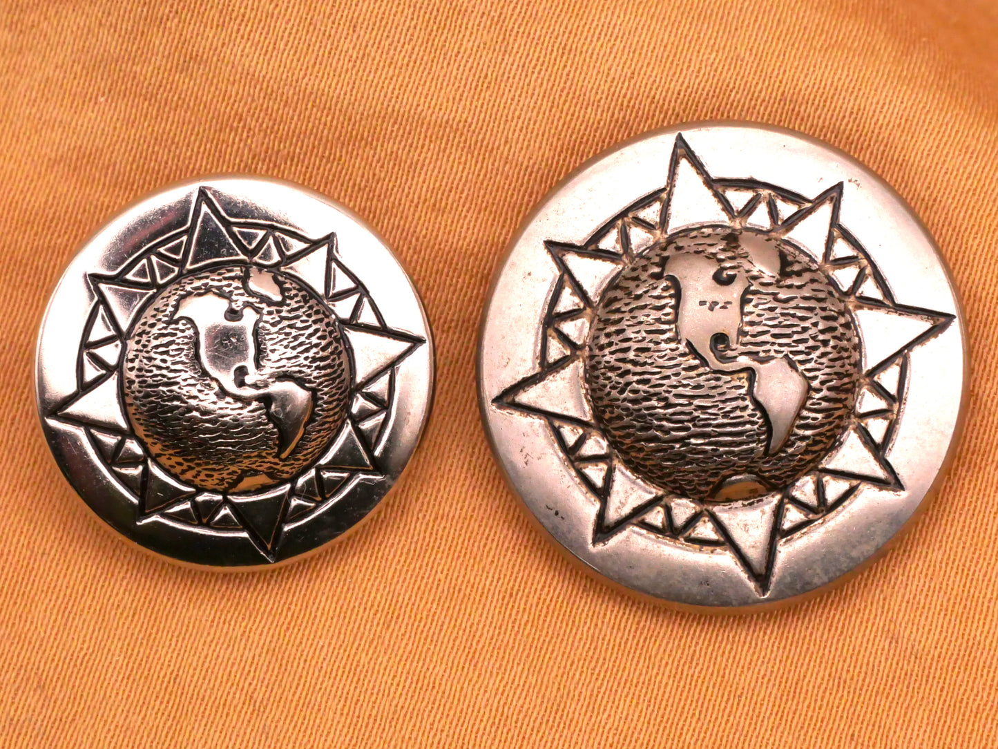 Earth 3D Sun Design Silver Metal Button Various 19-23mm
