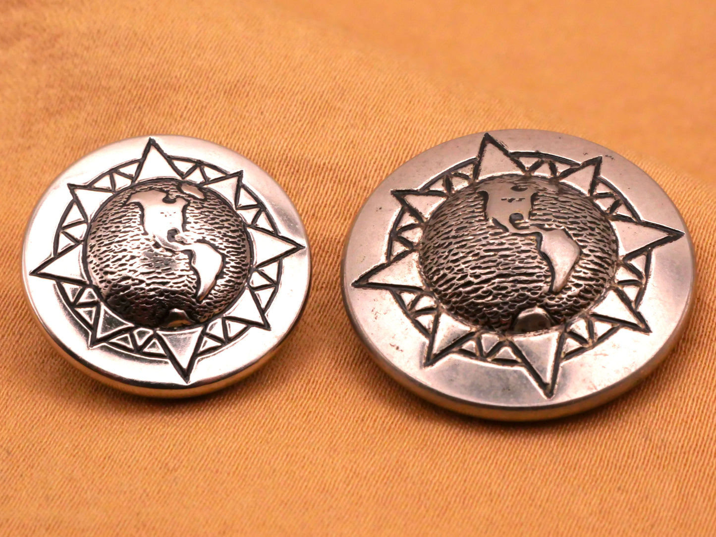 Earth 3D Sun Design Silver Metal Button Various 19-23mm