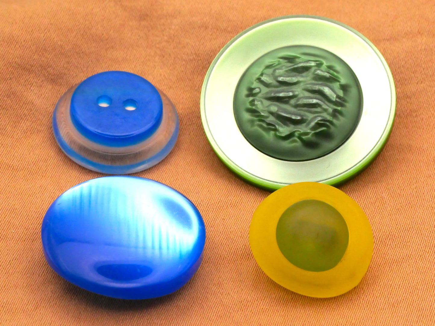 Blue or Green Vintage Plastic Button Various 15-27mm