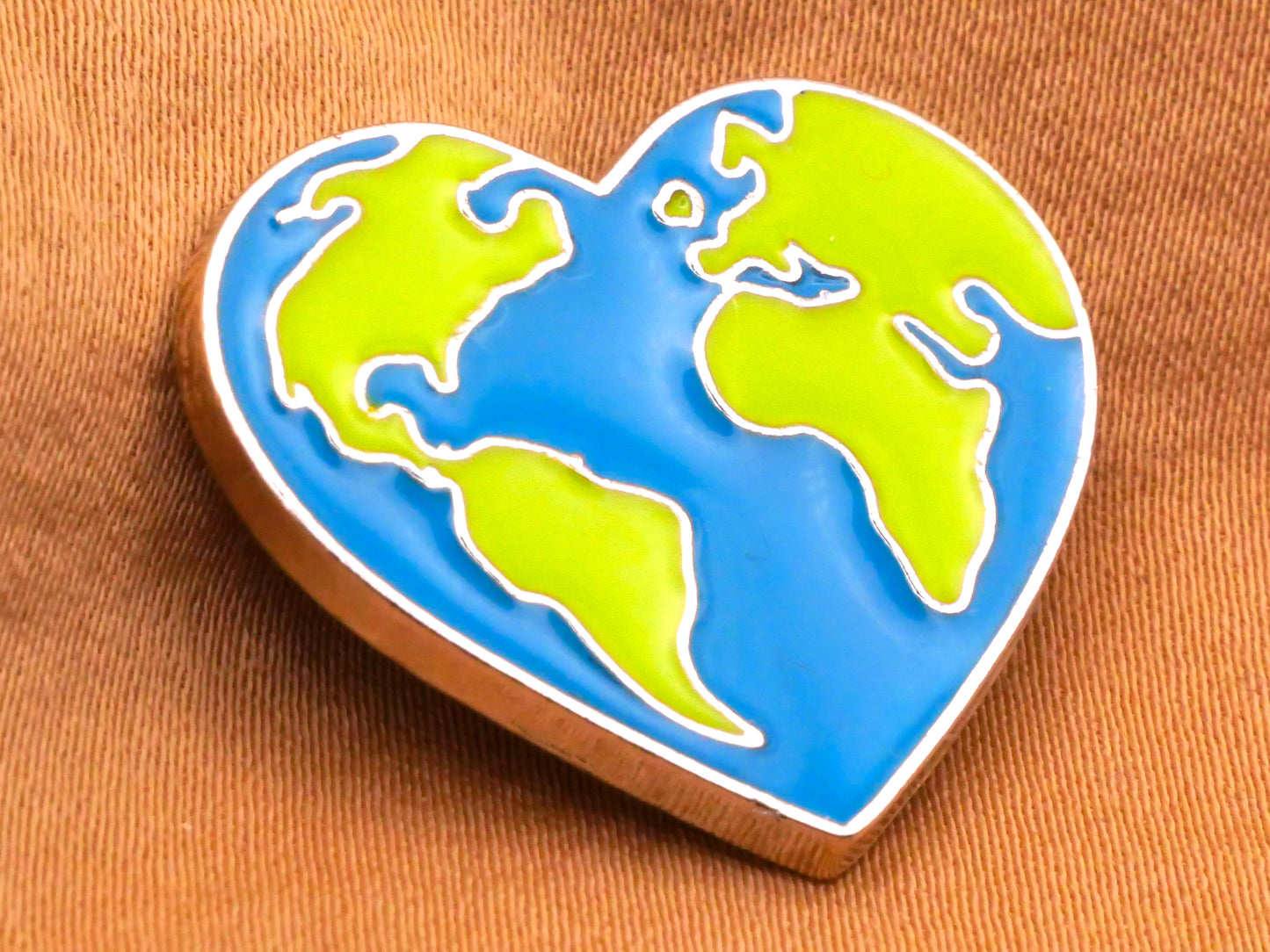 Heart Earth Globe Enamel Metal Button 22x26mm
