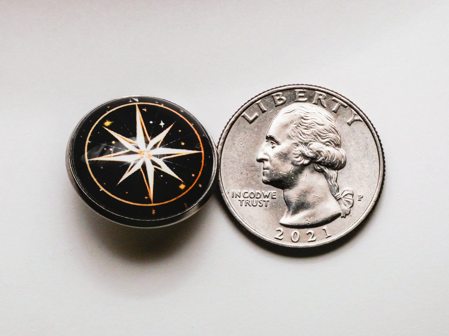 Compass North Star Plastic Silver Metal Button 22mm
