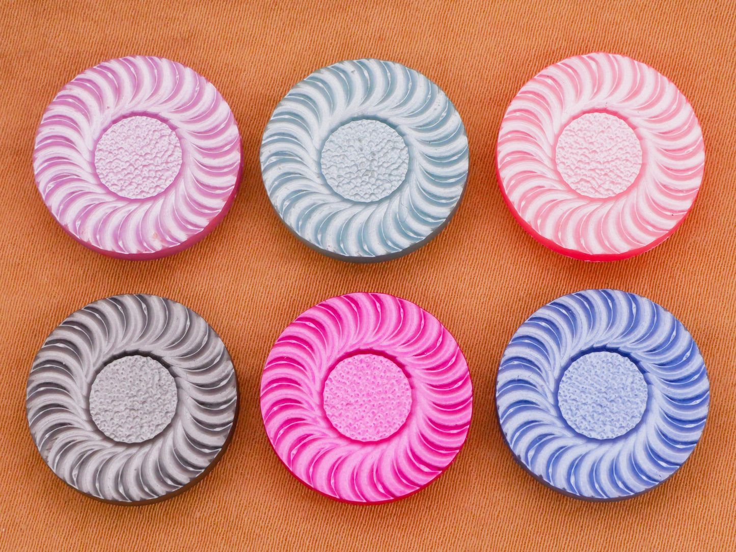 Sun Pearlescent Plastic Vintage Button Various 19mm