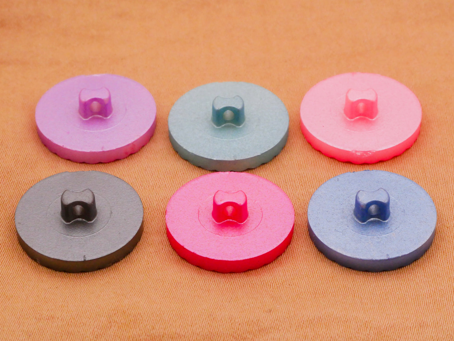 Sun Pearlescent Plastic Vintage Button Various 19mm