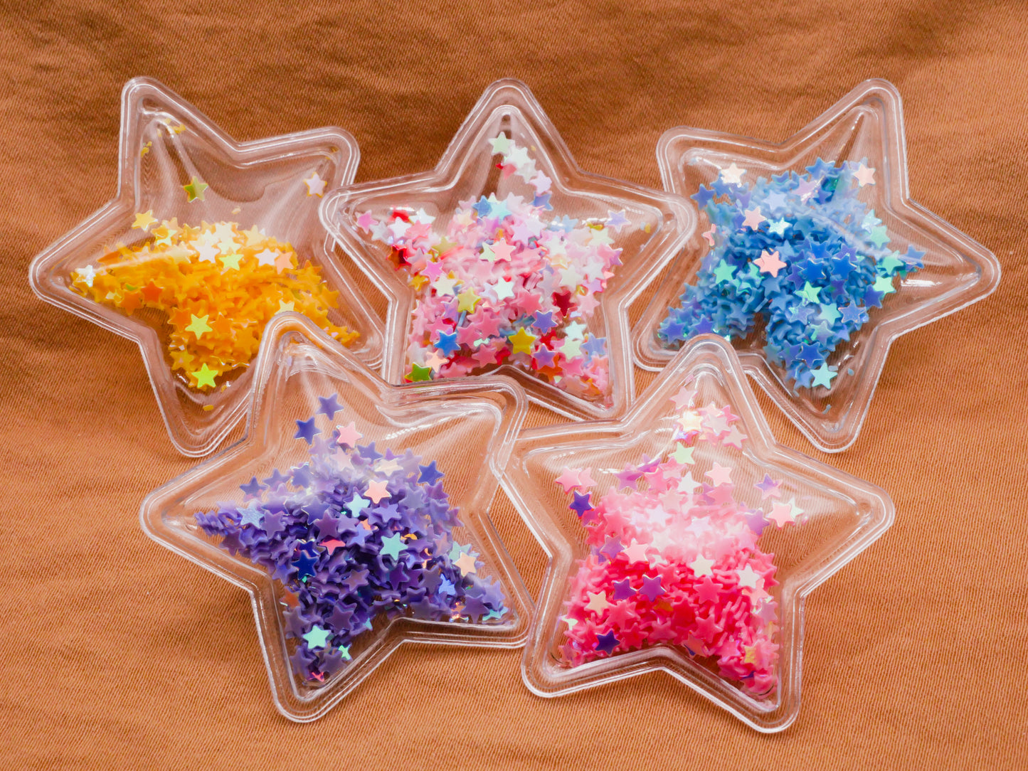 Star Glitter Filled Pliable Moveable Plastic Set of Five Buttons 36mm