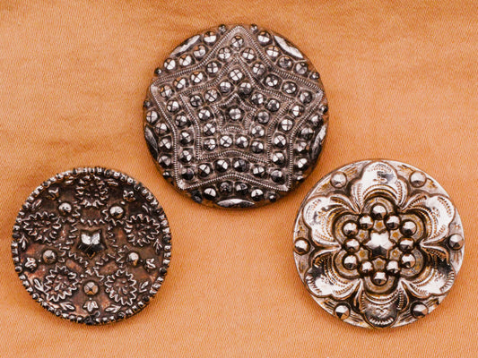 Star Celestial Silver Luster Black Glass Antique Button Various 23-28mm