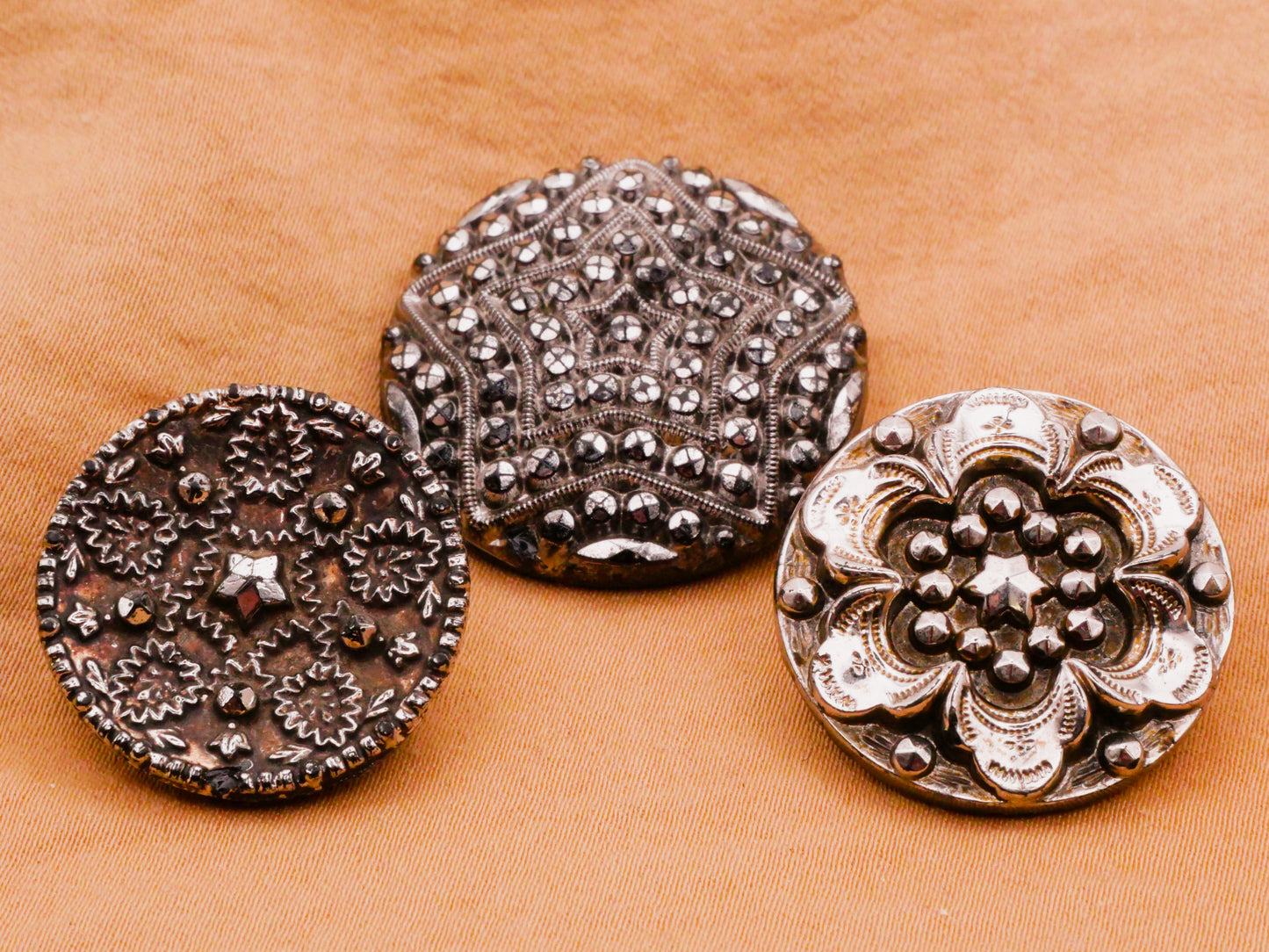 Star Celestial Silver Luster Black Glass Antique Button Various 23-28mm
